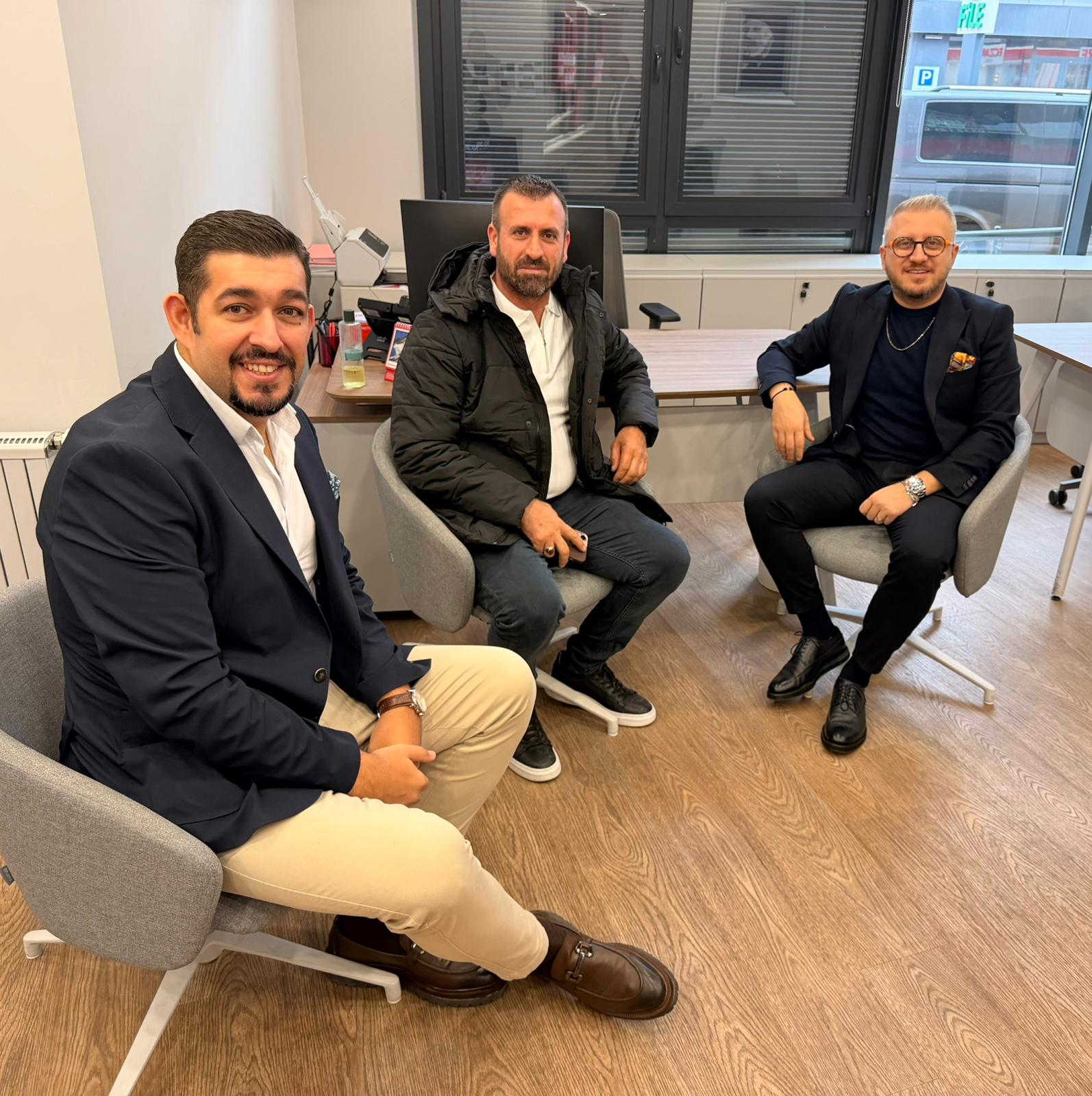 E1 Grubu Müteahhitlik Yetki Belgeli Şirketi